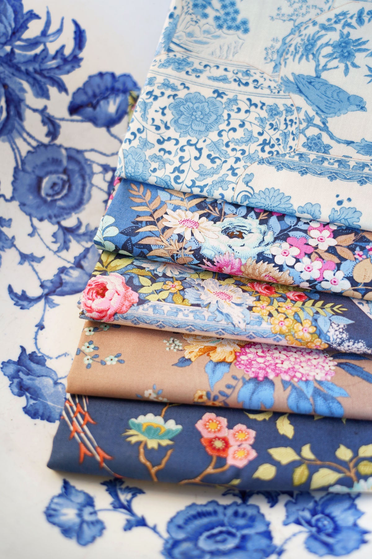 TILDA Stoffe, Stoffpaket CHIC ESCAPE, Fat Quarter Bundle Blue Sand