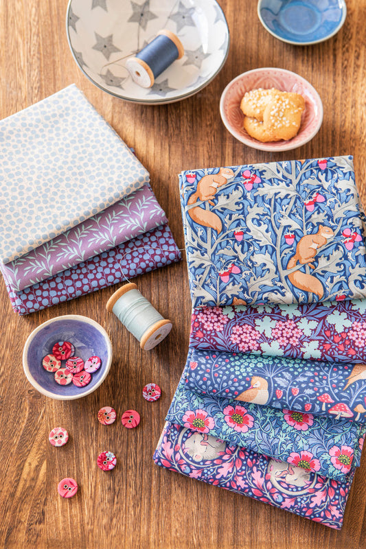 TILDA Stoffe, Stoffpaket HIBERNATION, Fat Quarter Bundle Blue Eggplant