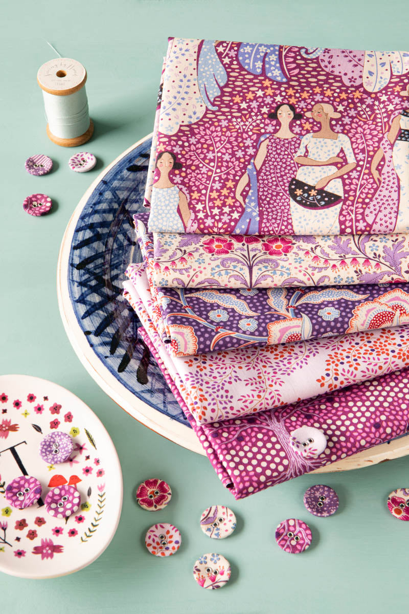 TILDA Stoffe, Stoffpaket HOMETOWN, Fat Quarter Bundle Plum Grape